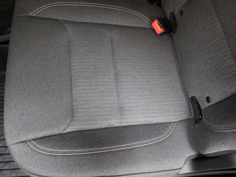 Used 2019 RAM 1500 Big Horn image 17