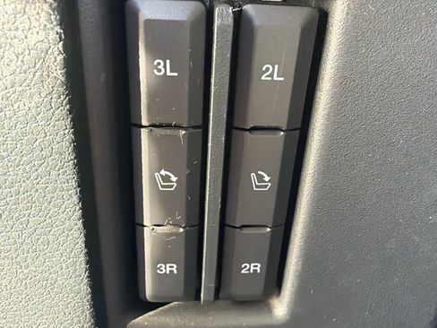 Used 2019 Ford Expedition Platinum AWD/4WD image 13