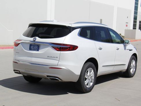 Used 2018 Buick Enclave Premium FWD image 5