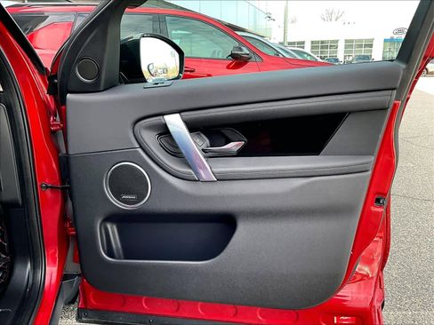 Used 2021 Land Rover Discovery Sport S image 12