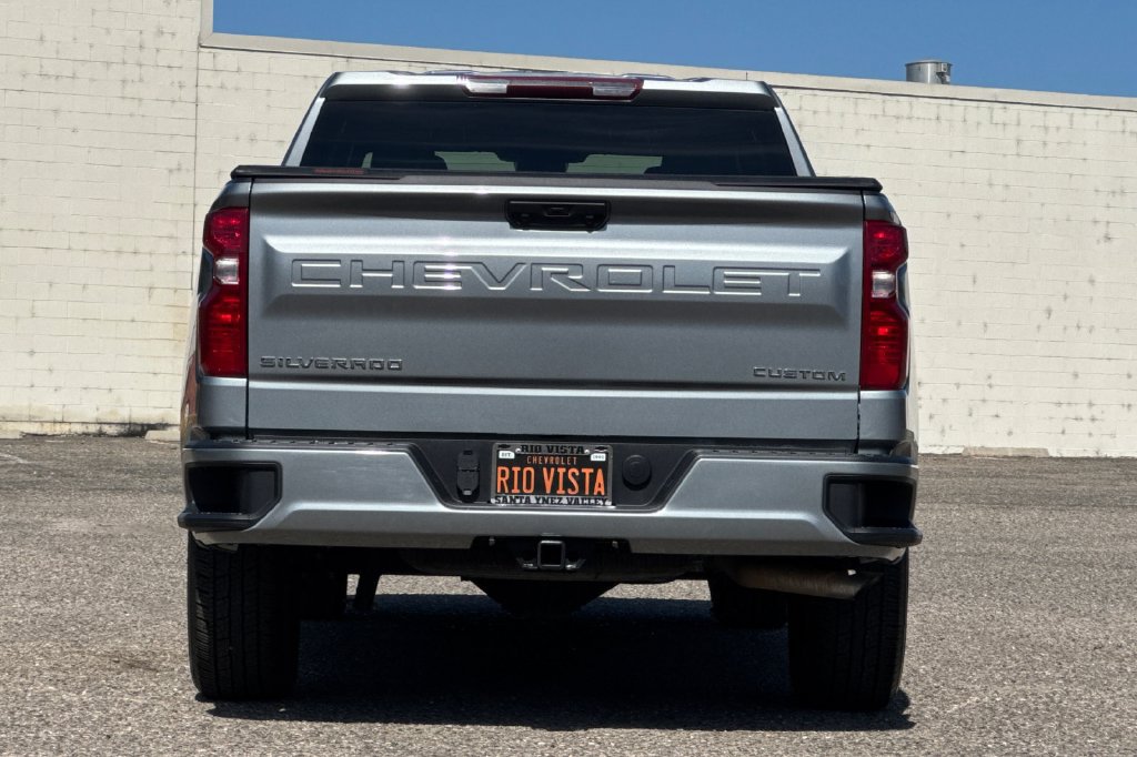 Used 2025 Chevrolet Silverado 1500 Custom RWD image 5