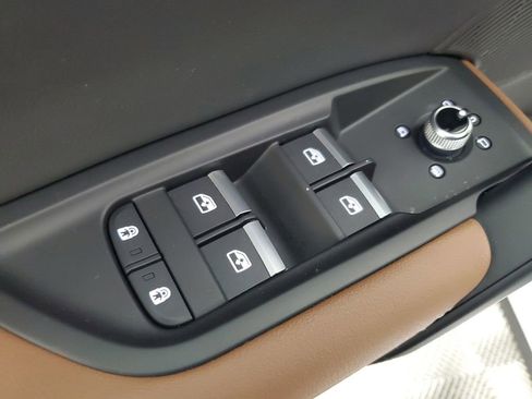 Used 2025 Audi Q5 2.0T Premium Plus image 20