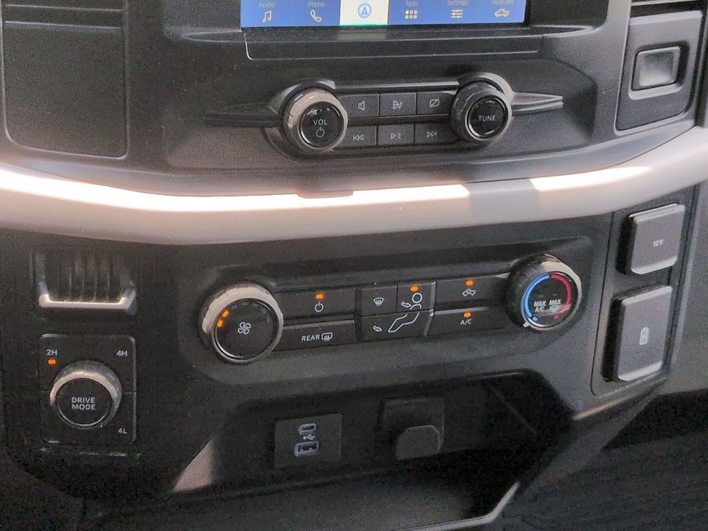 Used 2023 Ford F150 XLT AWD/4WD image 26