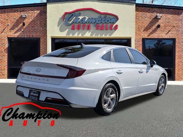 Used 2023 Hyundai Sonata SE FWD image 4