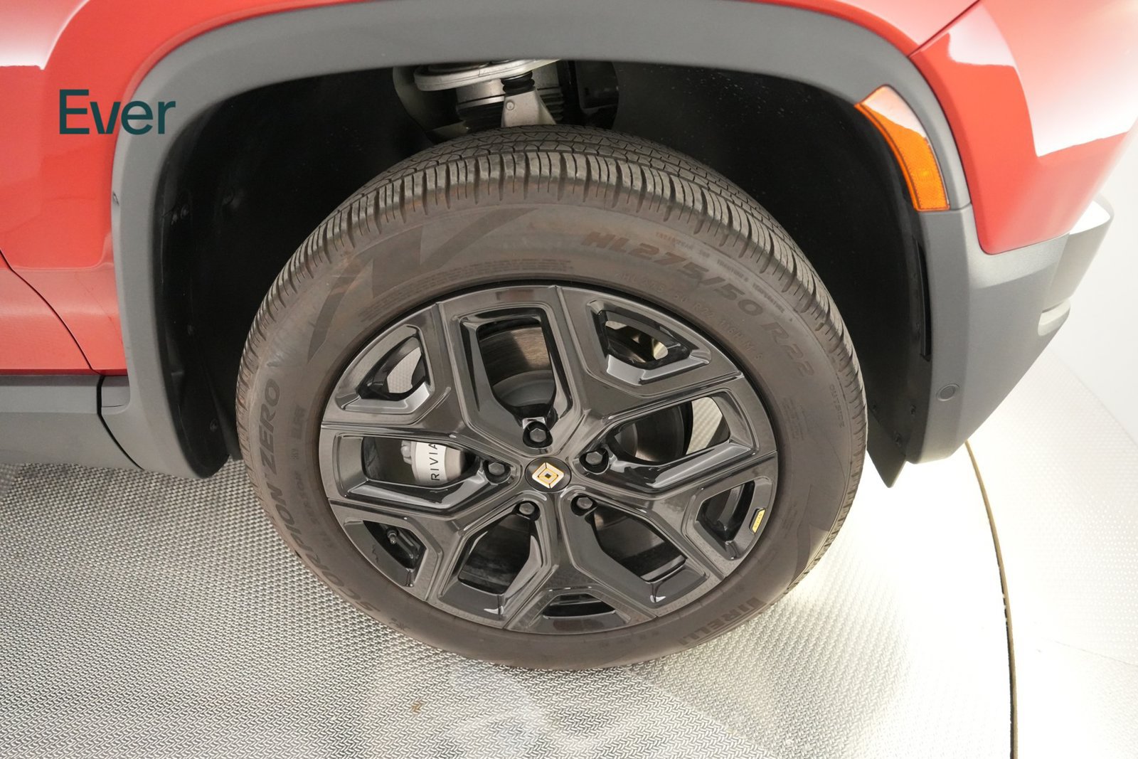 Used 2024 Rivian R1S Adventure Dual AWD/4WD image 17