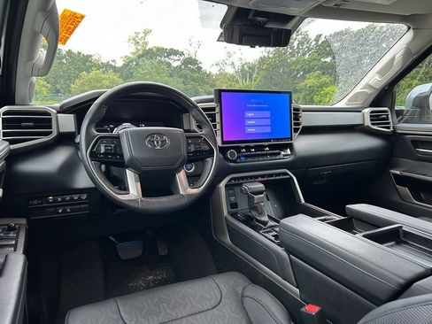 Used 2024 Toyota Tundra Limited AWD/4WD image 13
