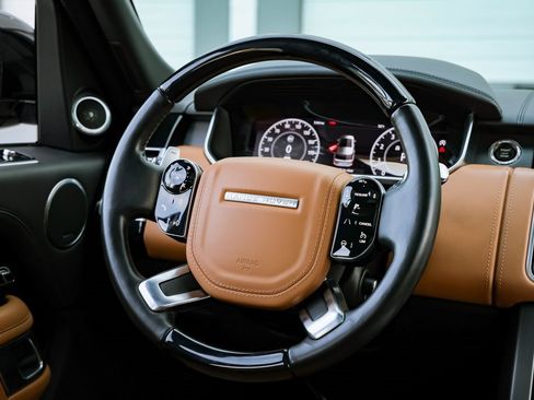 Used 2020 Land Rover Range Rover SV Autobiography Dynamic image 40