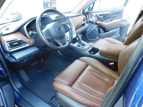 Used 2020 Subaru Outback Touring w/ Popular Package #2 image 9