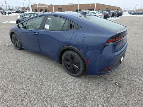 New 2026 Toyota Prius LE image 5