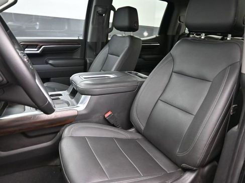 Used 2022 GMC Sierra 1500 SLT w/ SLT Convenience Package AWD/4WD image 13