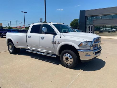 Used 2017 RAM 3500 Laramie w/ Convenience Group AWD/4WD image 1