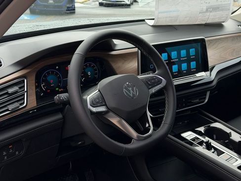 New 2026 Volkswagen Atlas SE image 20