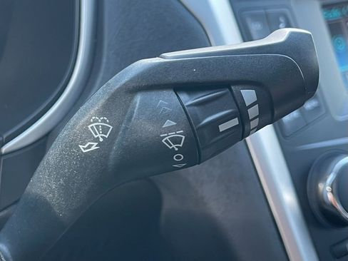 Used 2014 Ford Fusion SE w/ Equipment Group 201A image 25