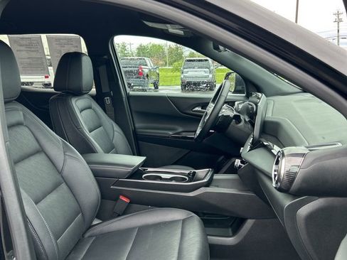 Used 2025 Chevrolet Equinox LT w/ Convenience Package II image 65