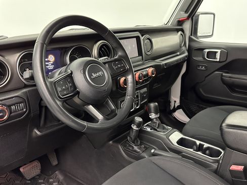 Used 2018 Jeep Wrangler Unlimited Sport S image 8