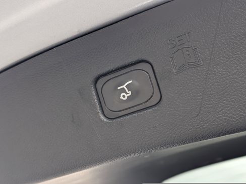 Used 2022 Ford Edge SEL w/ Convenience Package image 37