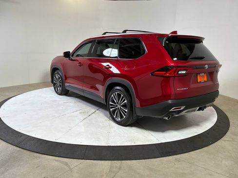 Used 2026 Toyota Grand Highlander AWD Hybrid image 5