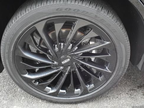 Used 2025 Lincoln Aviator Reserve w/ Equipment Group 201A AWD/4WD image 61
