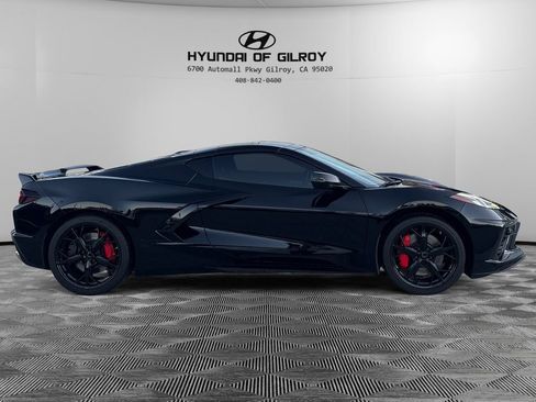 Used 2021 Chevrolet Corvette Stingray Preferred Cpe w/ Z51 Performance Package image 4