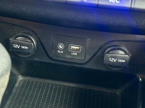 Used 2021 Hyundai Tucson SE image 16