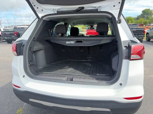 Used 2024 Chevrolet Equinox LT w/ LPO, Floor Liner Package AWD/4WD image 28