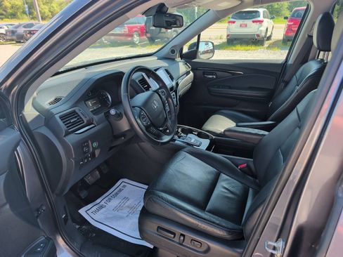 Used 2016 Honda Pilot Touring image 8