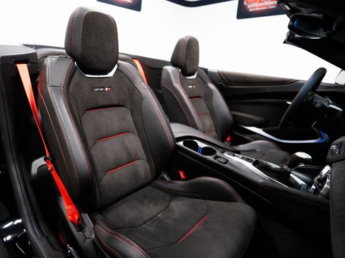 Used 2018 Chevrolet Camaro ZL1 w/ LPO, ZL1 Protection Package RWD image 26