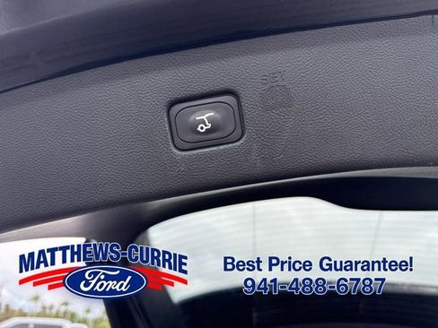 Certified 2024 Ford Edge SEL w/ Convenience Package AWD/4WD image 6