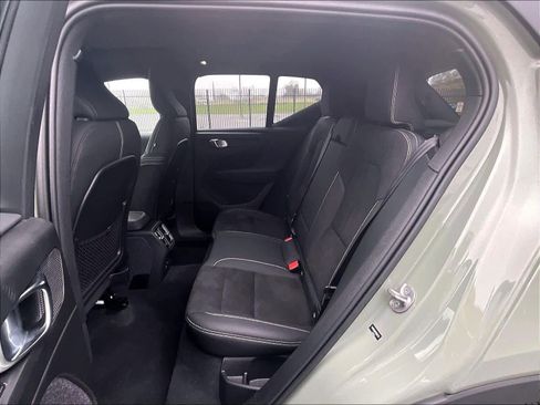 Used 2023 Volvo XC40 Recharge Ultimate w/ Protection Package Premier image 29