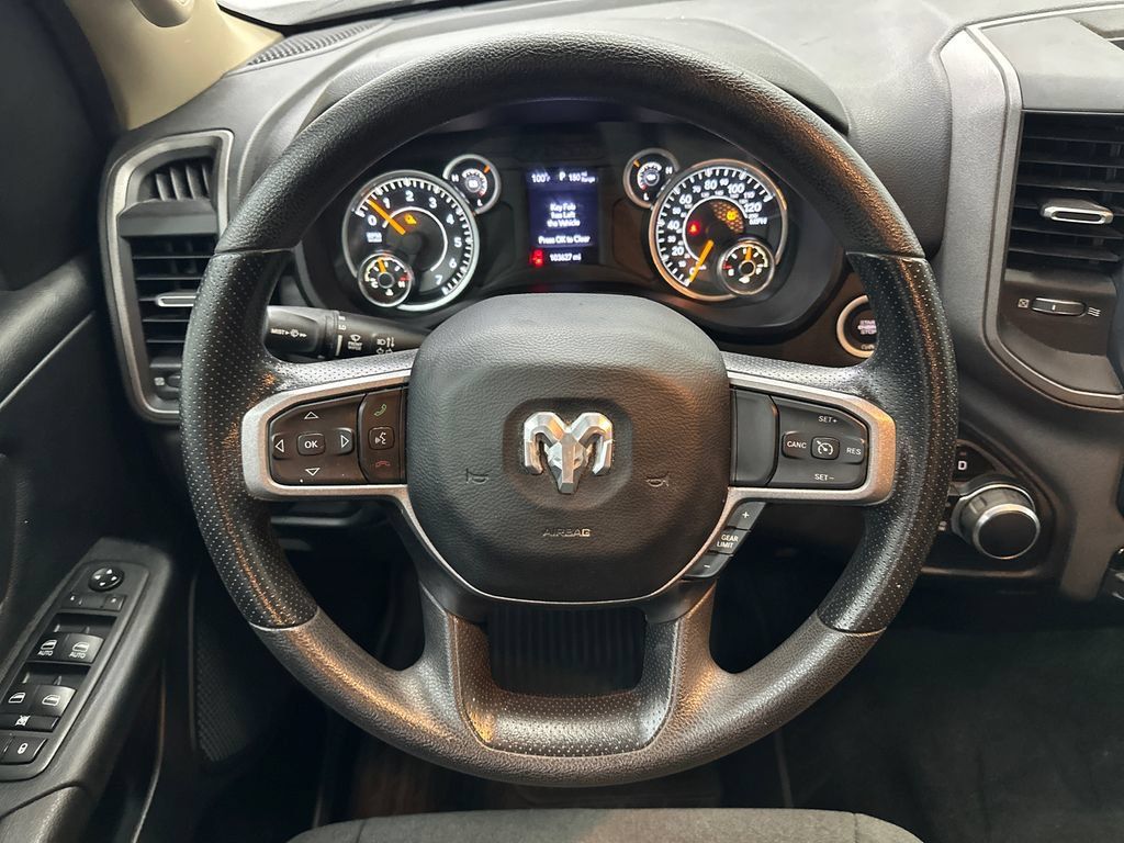 Used 2020 RAM 1500 Tradesman AWD/4WD image 22