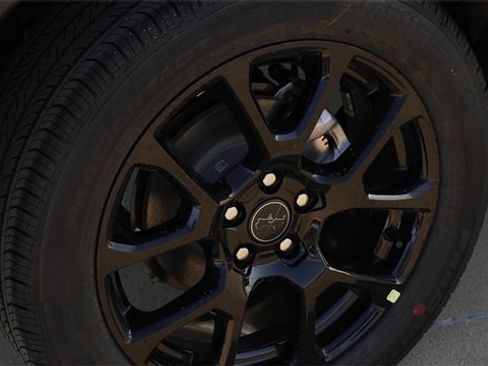 New 2026 Jeep Compass Latitude image 11