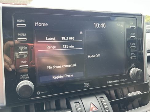 Used 2020 Toyota RAV4 XLE Premium image 20