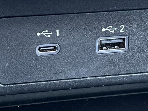 Used 2023 Mitsubishi Outlander SE image 21