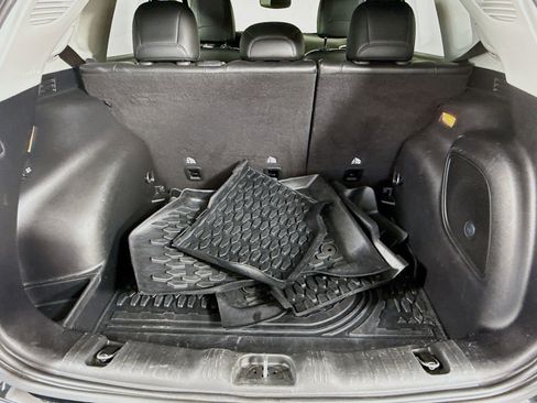 Used 2021 Jeep Compass Latitude w/ Sun and Sound Group image 25