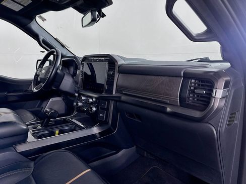 Used 2023 Ford F150 Platinum image 29