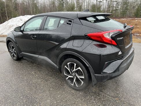 Used 2021 Toyota C-HR LE image 7
