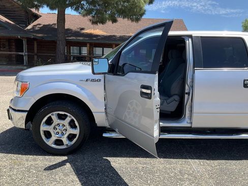Used 2014 Ford F150 XLT w/ Equipment Group 302A Luxury RWD image 39
