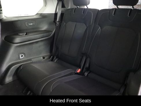 Used 2022 Jeep Grand Cherokee L Laredo w/ Luxury Tech Group I AWD/4WD image 17