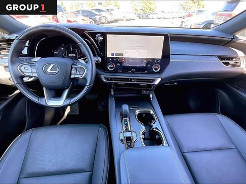 Certified 2025 Lexus RX 350 Premium Plus image 12