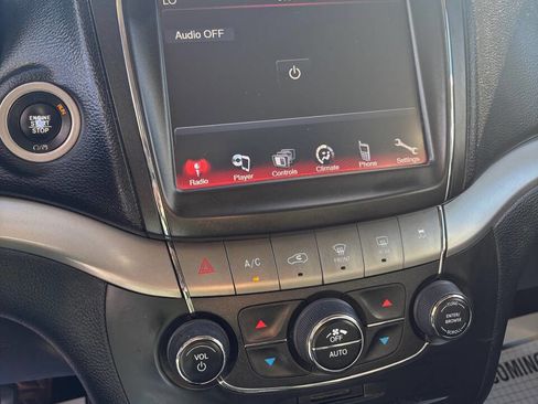 Used 2019 Dodge Journey Crossroad image 11
