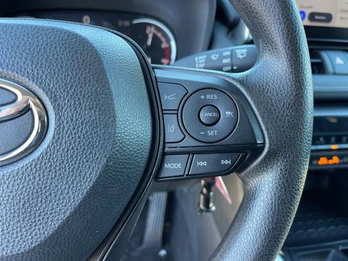 Used 2024 Toyota RAV4 LE image 17