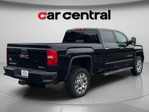 Used 2019 GMC Sierra 2500 Denali AWD/4WD image 6