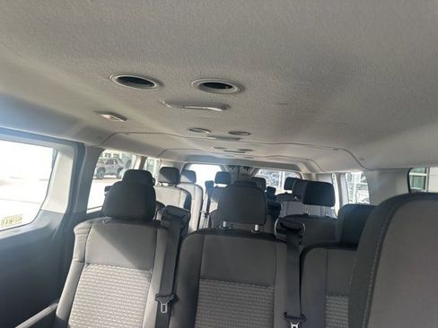 Used 2022 Ford Transit 350 XLT image 8