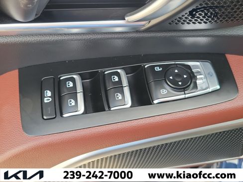 Certified 2023 Kia Telluride EX w/ EX Captain's Chair Package AWD/4WD image 24