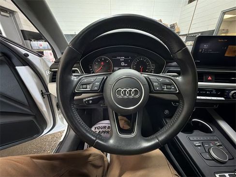 Used 2017 Audi A4 2.0T Premium image 14