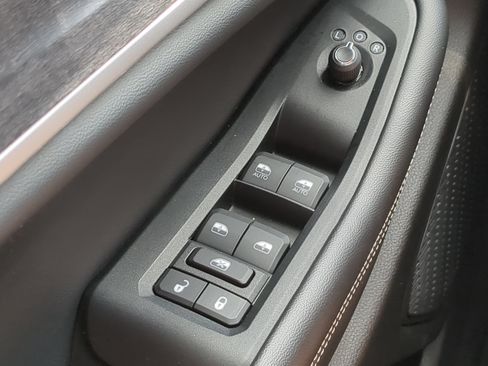 Certified 2024 Jeep Grand Cherokee L Limited w/ Black Appearance Package RWD image 22