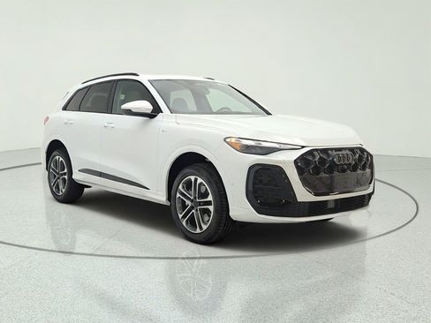 New 2026 Audi Q5 2.0T AWD/4WD image 3