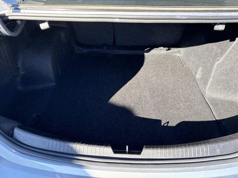 Used 2024 Chevrolet Malibu LT image 7