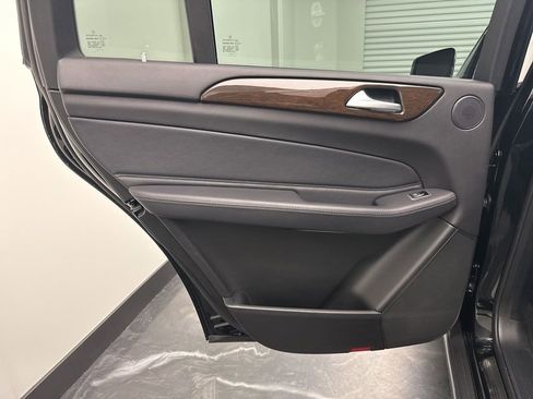Used 2017 Mercedes-Benz GLS 450 GLS 450 image 16