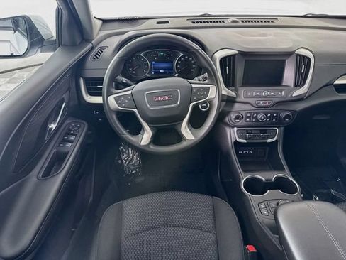 Used 2024 GMC Terrain SLE w/ Driver Convenience Package FWD image 21